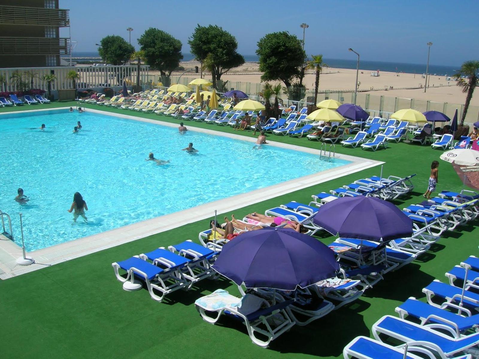 Apartamento Casino Praia III フィゲイラ・ダ・フォズ エクステリア 写真
